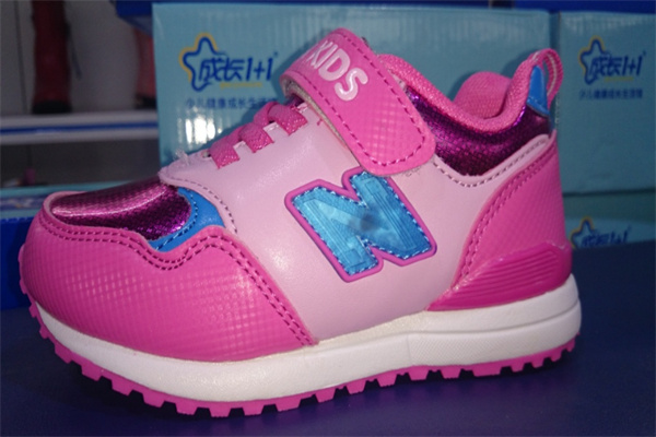 成长一加一童鞋